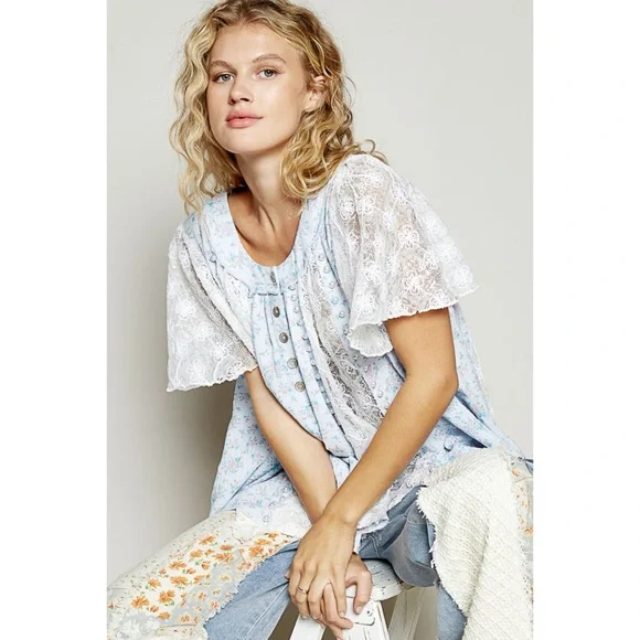 POL Light Blue Lace Blouse - Picture 5 of 6